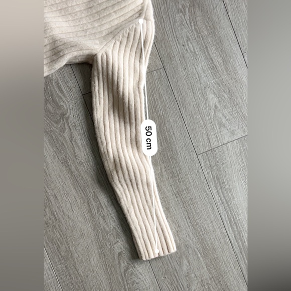 Joseph Ribbed Wool Button-Up Cardigan Sweater - Size M - Picture 4 of 8